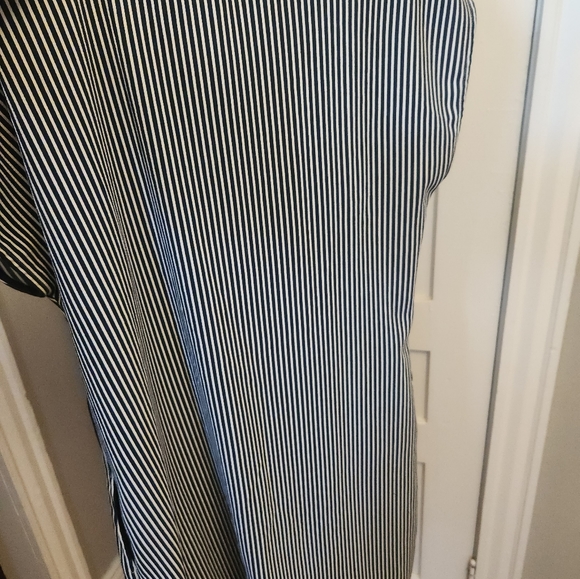 Size large Pan brand dress - Picture 3 of 4